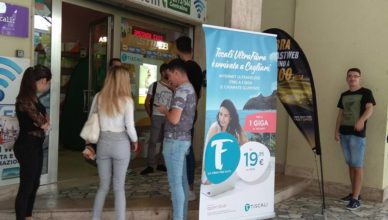 clienti studenti fuori sede tiscali store cagliari